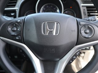 /photos/8543/07568202-ffbb-7445-a3ec-fd612ee52736_i320x240.jpg
