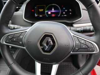 /photos/8543/10d7e8c8-5c8b-3685-95e9-98210f08cb27_i320x240.jpg