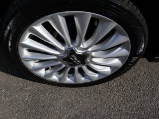 /photos/8543/51a74b4b-71eb-05b1-bf94-ab514e5a064d_i320x240.jpg