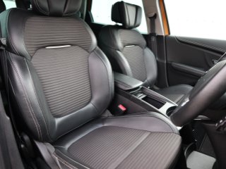 /photos/8543/69eb876e-8fe4-1cab-1fbd-b8b4de9f9579_i320x240.jpg