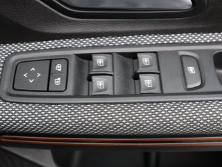 /photos/8543/7960cced-5fe1-49c9-790e-cd7f0d63c113_i320x240.jpg