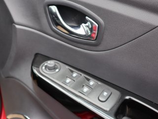 /photos/8543/7977262e-0e28-77fd-bcee-3c5c057ba8ce_i320x240.jpg