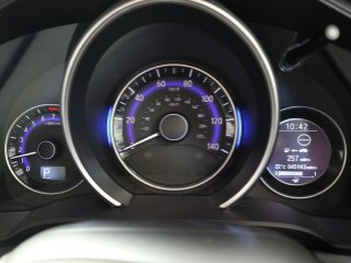 /photos/8543/c2d00e7d-3b1a-1c7d-be29-d92a19bfddb5_i320x240.jpg